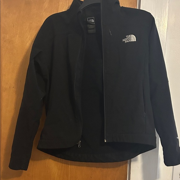 The North Face Women's Black Ski Jacket - Picture 1 of 3
